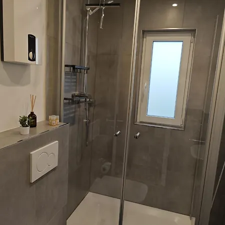 Gemuetliche 2 Zim Mit Fahrradstellplaetzen