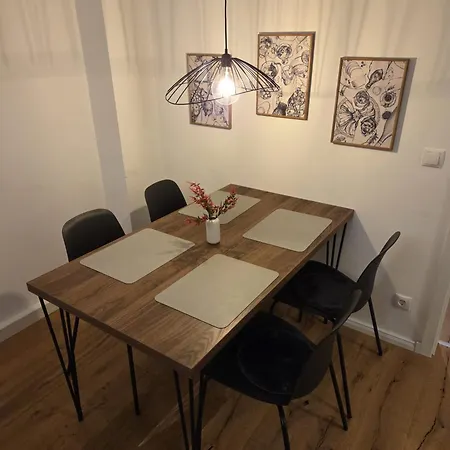 Gemuetliche 2 Zim Mit Fahrradstellplaetzen Apartman Koblenz