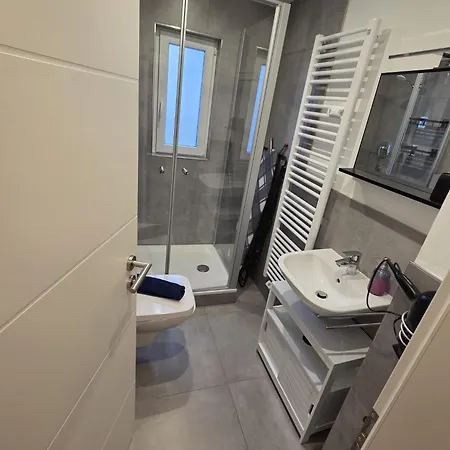 Gemuetliche 2 Zim Mit Fahrradstellplaetzen Apartman Koblenz