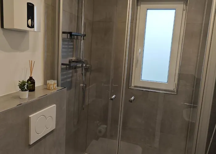 Gemuetliche 2 Zim Mit Fahrradstellplaetzen